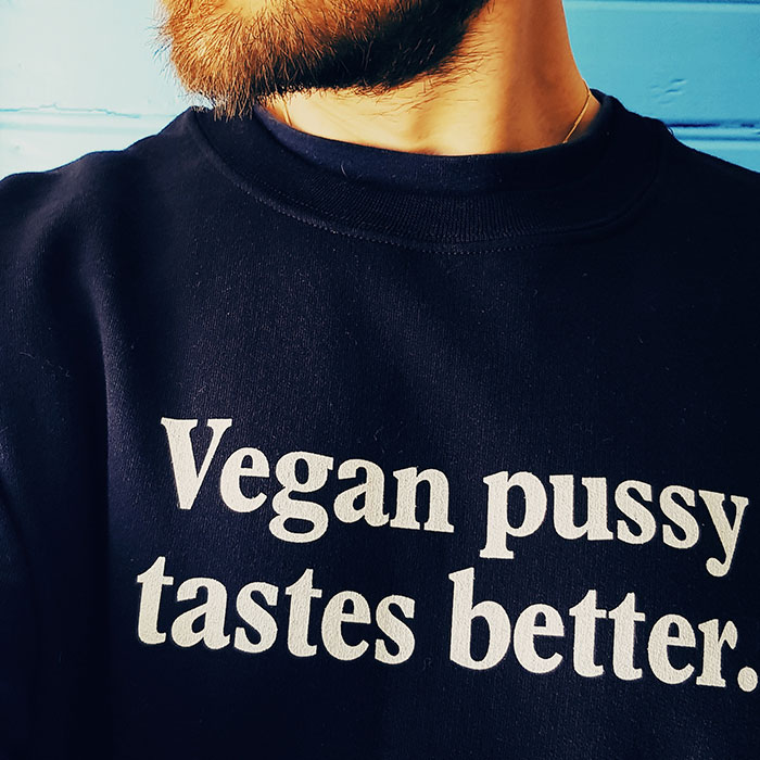 vegan-pussy-tastes-better-paita-college